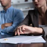 Rozvod na obzoru: 2 neviditelné příznaky rozpadu manželství byly pojmenovány